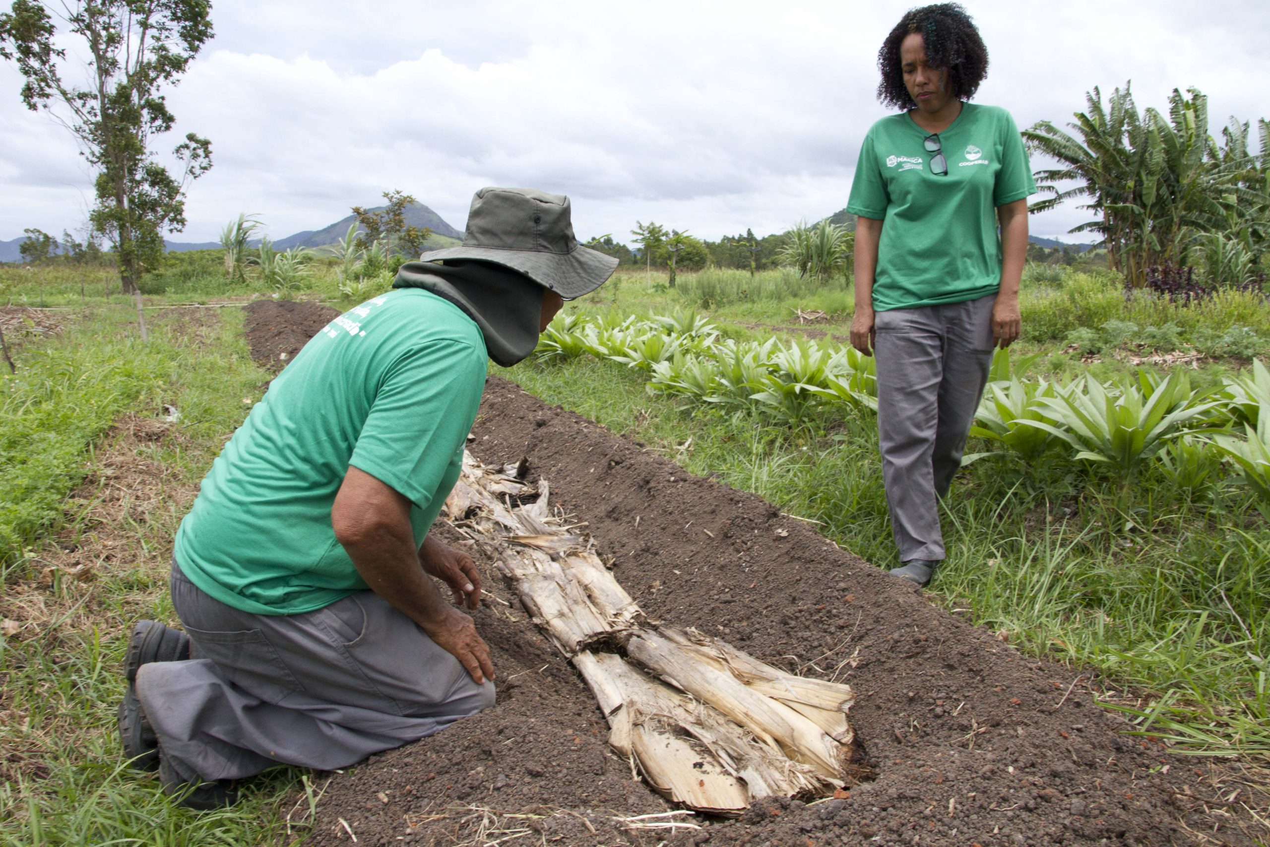 Leia mais sobre o artigo Agricultores participam de curso gratuito de certificação de produtos orgânicos da Biotec Maricá